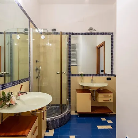 Graceful Center - Happy Apartment *