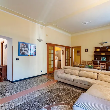 Graceful Center - Happy Apartment *